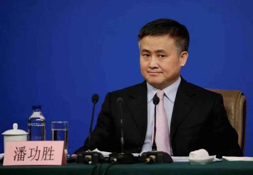 潘功胜再谈互金风险整治：部分P2P违背初衷