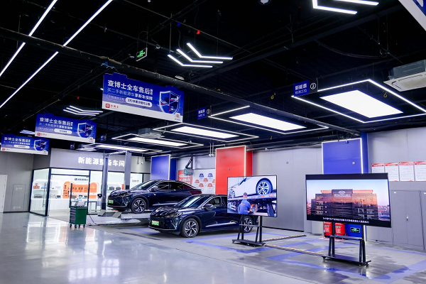 全国超300城覆盖，查博士专业检测服务为新能源二手车交易保驾护航