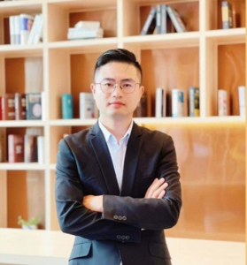记录潮漫人傅世俊：“做好服务，是我们的底线。”